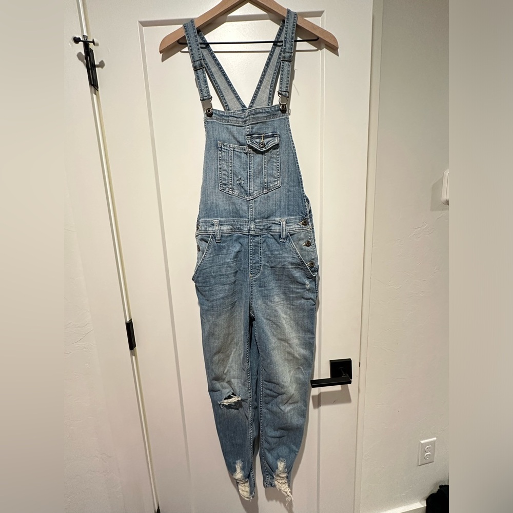 New with tag distressed overalls